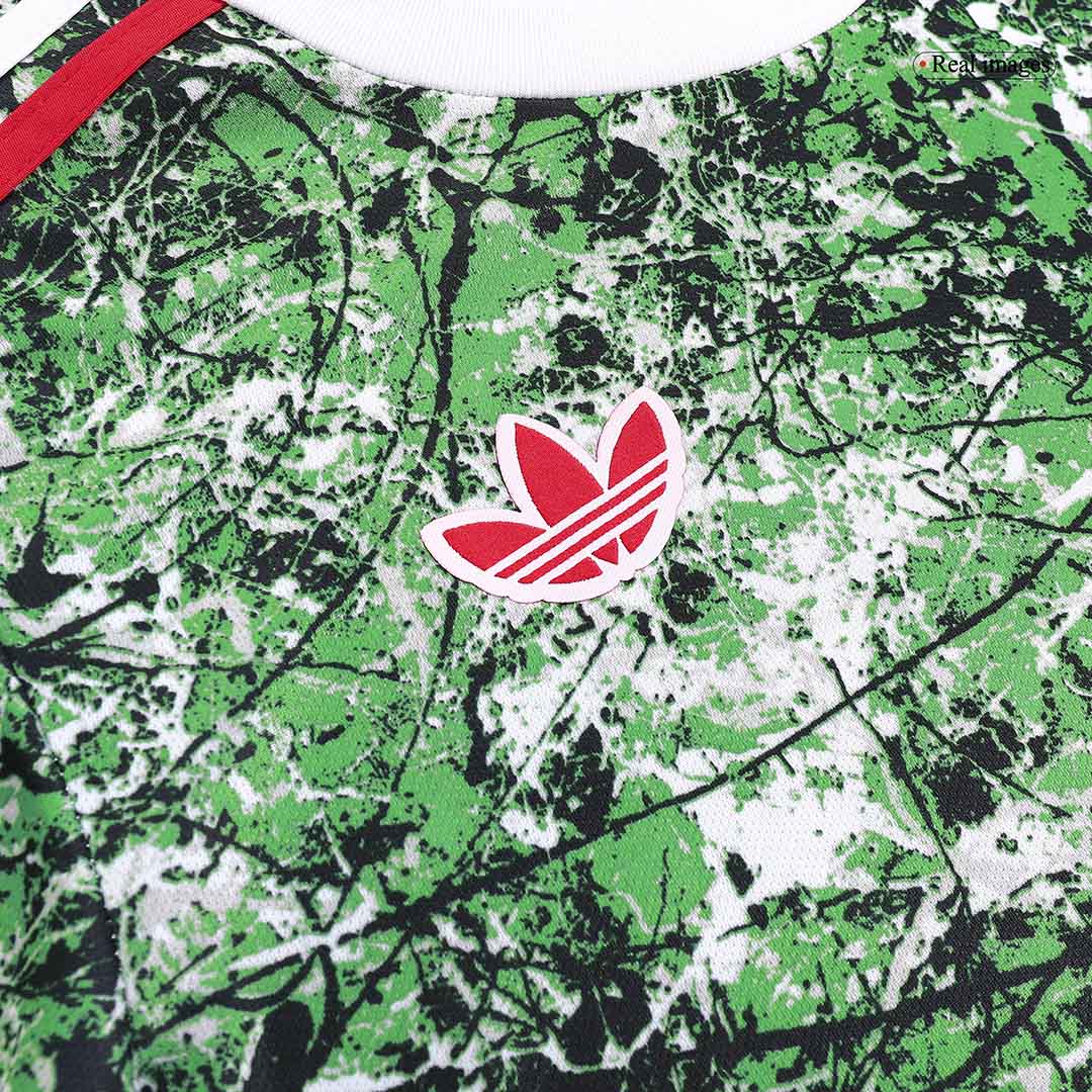 Manchester United Pre-Match Stone Roses Icon Jersey 2023/2024