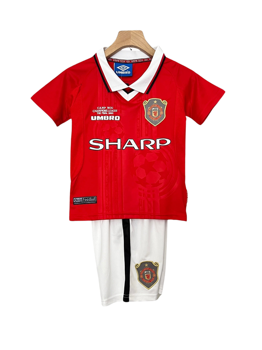 MANCHESTER UNITED I 99/00 CHILDREN'S SET (RETRO)