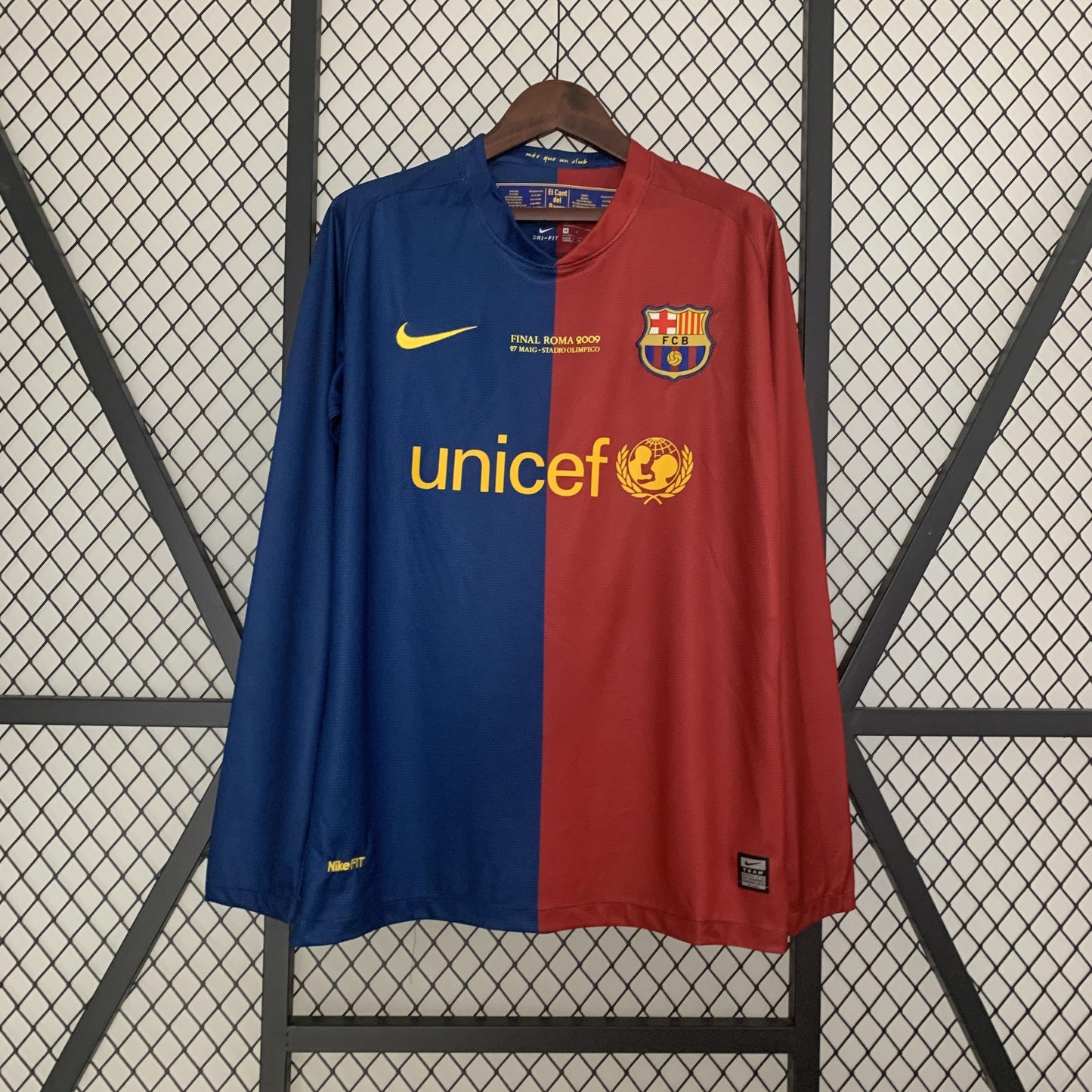 Barcelona Retro UEFA Champions League Home Jersey 2008/2009 - Long Sleeve